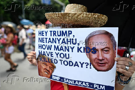 Filipino activists hold protest near U.S. Embassy in Manila