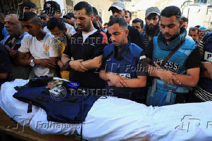 FILE PHOTO: Al Jazeera journalist Anas Al Sharif