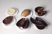 Folha prova ovos de páscoa veganos, sem lactose, açúcar e glúten