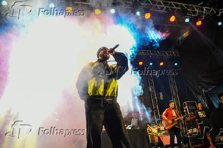 Virada Cultural, o cantor Rapper Rashid, no palco de Itaquera