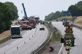Bus crash on A81 highway in Sarthe