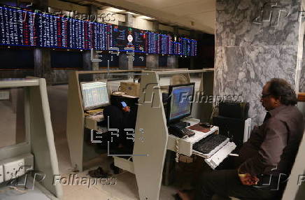 Pakistan's KSE-100 index drops over 3,800 points