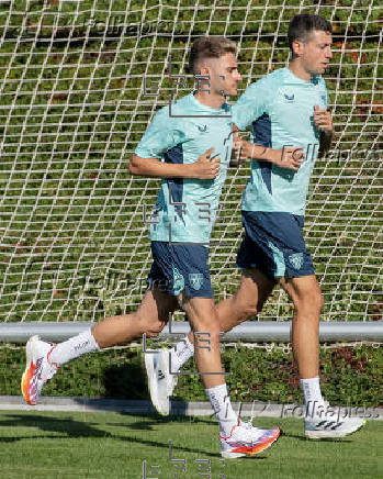 Robert Navarro, principal novedad en el inicio de pretemporada del Athletic