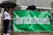 Feministas de Ecuador insisten a Corte Constitucional que despenalice totalmente el aborto