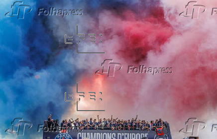 PSG victory parade on Champs Elysee