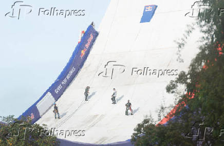 SKATE / SANDRO DIAS / MEGA RAMPA / MINEIRINHO