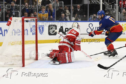 NHL: Detroit Red Wings at St. Louis Blues