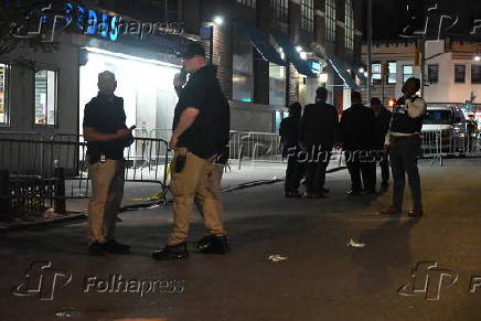 Tiroteio deixa uma pessoa baleada na cabeça e outra com ferimento na perna, perto do Stonewall Inn, em Nova York
