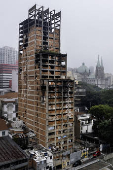 Edíficio inacabado conhecido como Caveirão em SP
