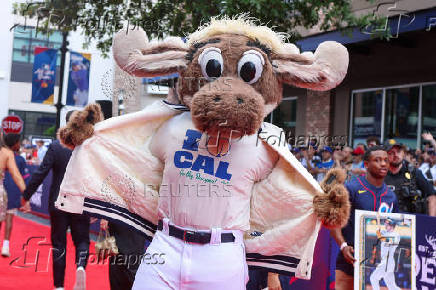MLB: All Star-Red Carpet