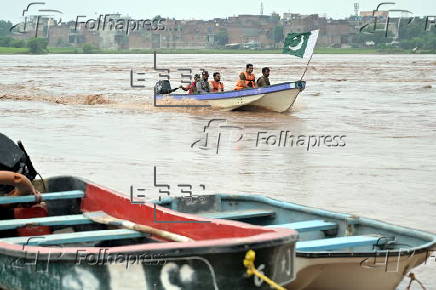 Pakistan's army is mobilized in Punjab to combat severe flooding