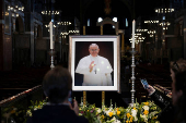 Mourning after the death of Pope Francis, at Westminster Cathedral in London