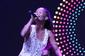 A cantora Agnes Nunes, se apresentou com o convidado Xamã na 3° Edição do C6