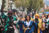 El 'Día del Orgullo Friki' se fortalece en Bolivia con un desfile cientos de fanáticos