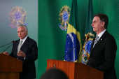 Jair Bolsonaro e Michel Temer fazem pronunciamento após reunião 