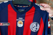 Pope Francis honored by hometown soccer team in Argentina