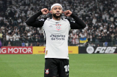 Partida entre Corinthians e América de Cali (COL)