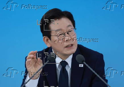 South Korea's President Lee attends debate on nurturing scientists, engineers