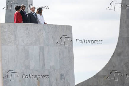 Lula durante encontro com o presidente de Angola, João Lourenço