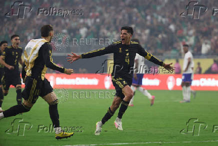 Soccer: Concacaf Gold Cup-Final-Mexico at USA