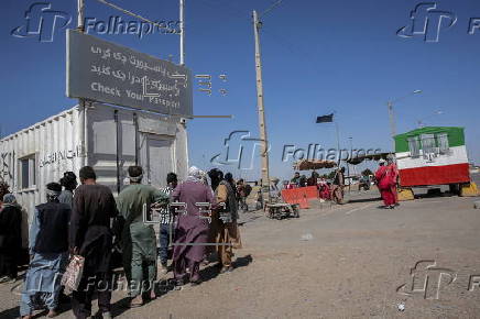 Afghan refugees situation at Afghan Iran border in Herat