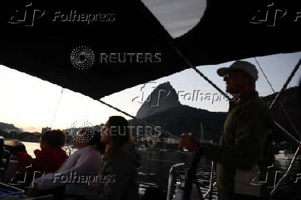 Whale watching by Nas Mares Project in Rio de Janeiro
