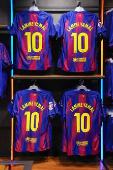 Lamine Yamal hereda el '10' de Messi, Maradona, Ronaldinho y Romario