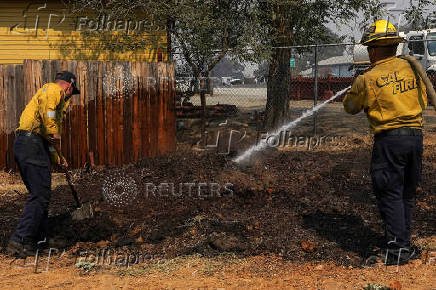Flames engulf Chinese Camp Town
