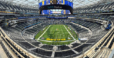 FILE PHOTO: NFL: Dallas Cowboys at Los Angeles Rams