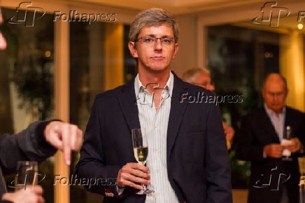 O diretor Guto Arruda Botelho,