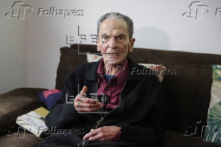 Luis Fayad: 