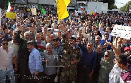 Iranians rally against US and Israel amid escalating conflict