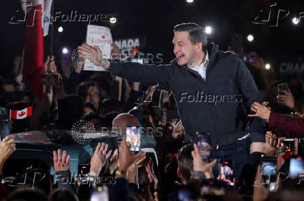 Conservative Party of Canada leader Pierre Poilievre speaks to supporters at an election campaign stop in Ottawa