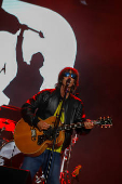 Richard aschroft se apresenta no blues and rock