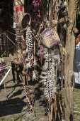 Artesanato à venda na Aldeia do Rio Silveira