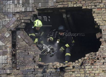 At least two people died and seven people were injured during the overnight Russian attack in Kyiv