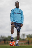 Cissé: Si la gente me ve como alguien humilde, estoy contento
