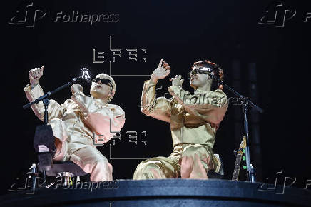 CONCIERTO DE CA7RIEL Y PACO AMOROSO