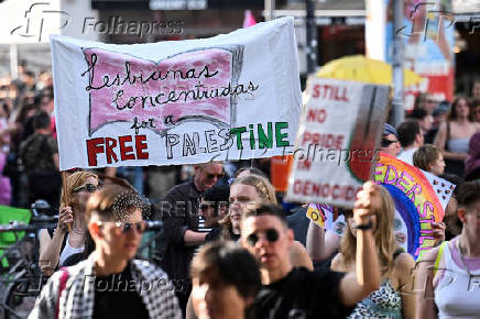 Community Dyke* March in Berlin