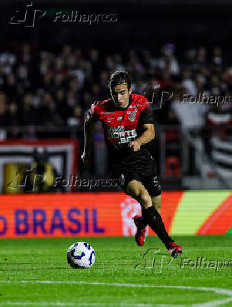 Match between São Paulo and Athletico Paranaense for the Brazilian Cup
