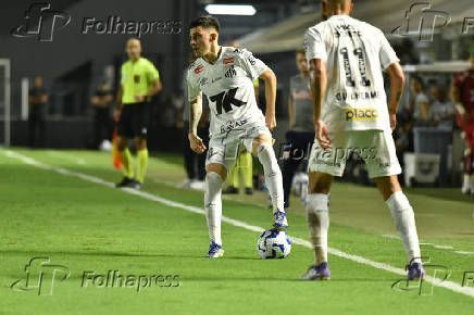 PARTIDA ENTRE SANTOS X BRAGANTINO PELO CAMPEONATO BRASILEIRO