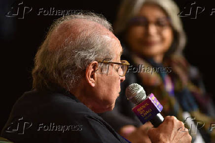 Ruy castro e isabel lustosa conversam sobre o livro 