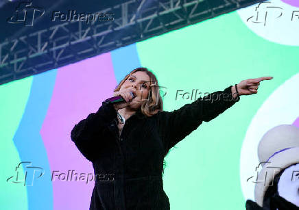 Show de Aline Barros, na Marcha para Jesus, na praça Heróis da Força Expedicionária