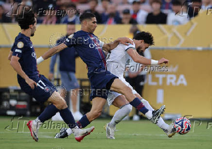 FIFA Club World Cup - Group B - Paris St Germain v Botafogo