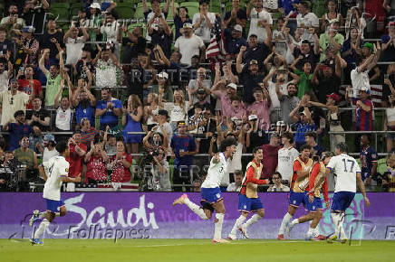 Soccer: Concacaf Gold Cup-Group Stage-USA at Saudi Arabia