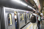 Movimentação dentro da Estação Sé do metrô