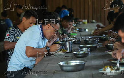Myanmar prisoners of war held in rebel camp