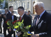Israel's Foreign Minister Gideon Sa'ar visits Kyiv