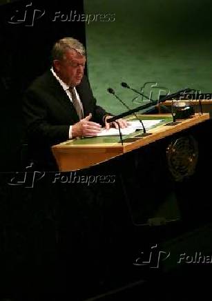 conferência internacional de alto nível para a solução pacífica da questão da Palestina e a implementação da solução de dois Estados.