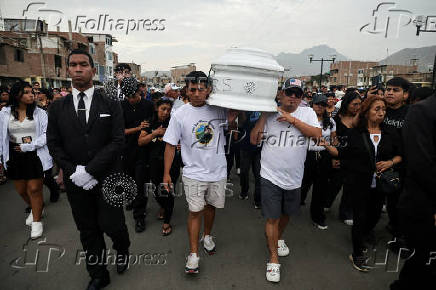 Peru suspends gold mining in Pataz for 30 days after illegal miners kidnap and kill mine workers from Poderosa